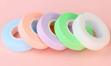 Rouleau adhésif pour extensions de cils