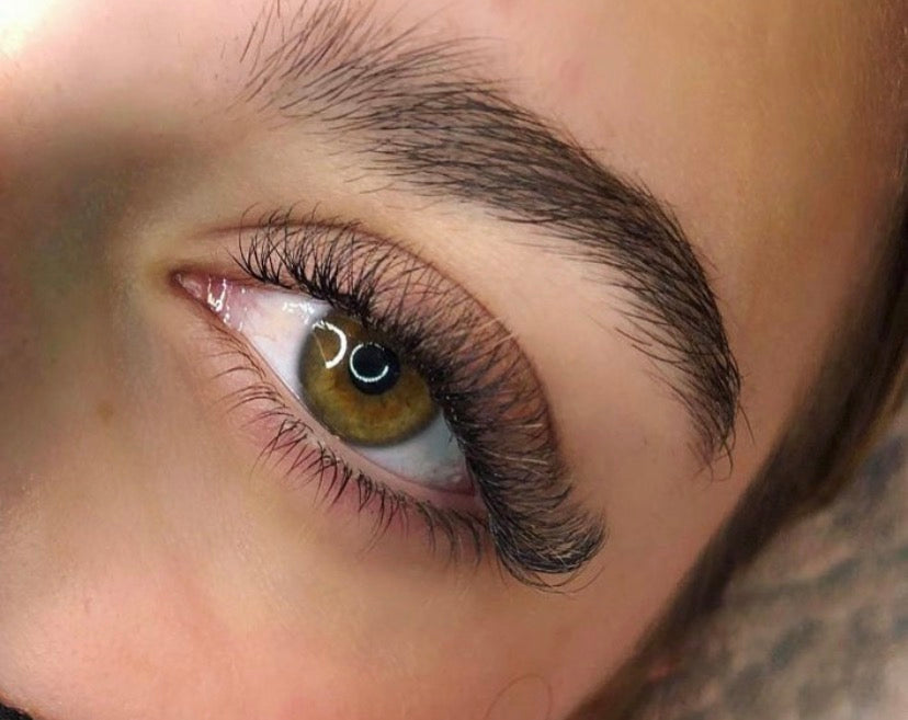 Extensions de cils 3D
